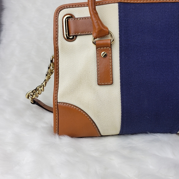 Michael Kors Hamilton Tote - Picture 12 of 15